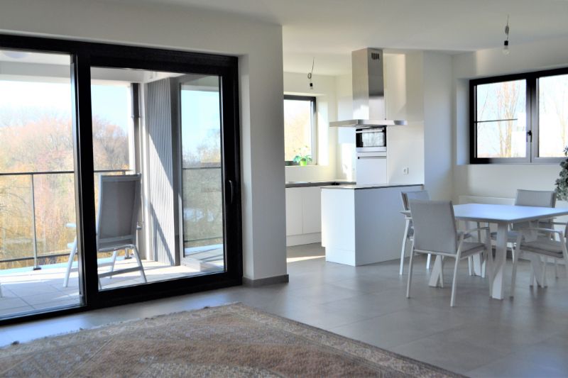 Appartement met 2 slaapkamers en staanplaats foto 2