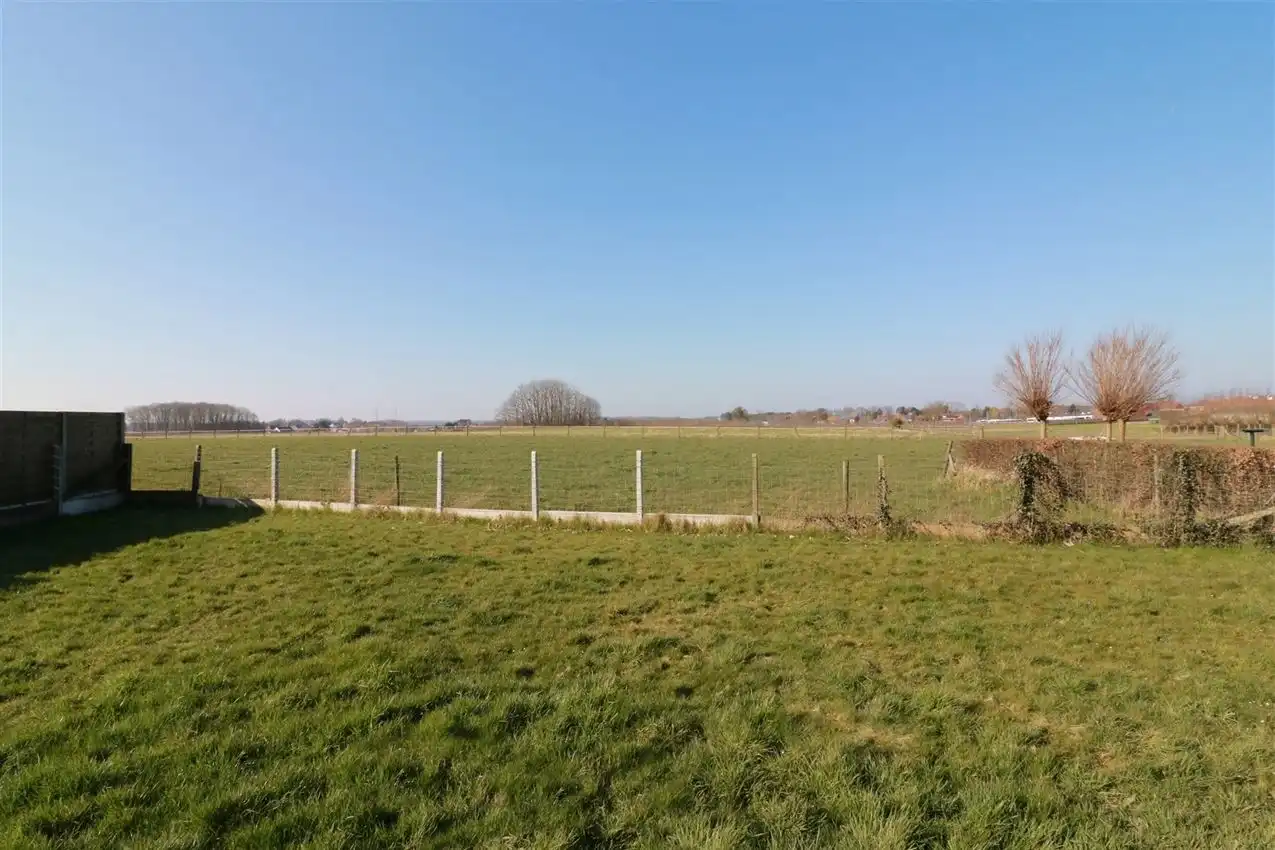 Gusting gelegen woning met 2 slpk, garage en tuin foto 28