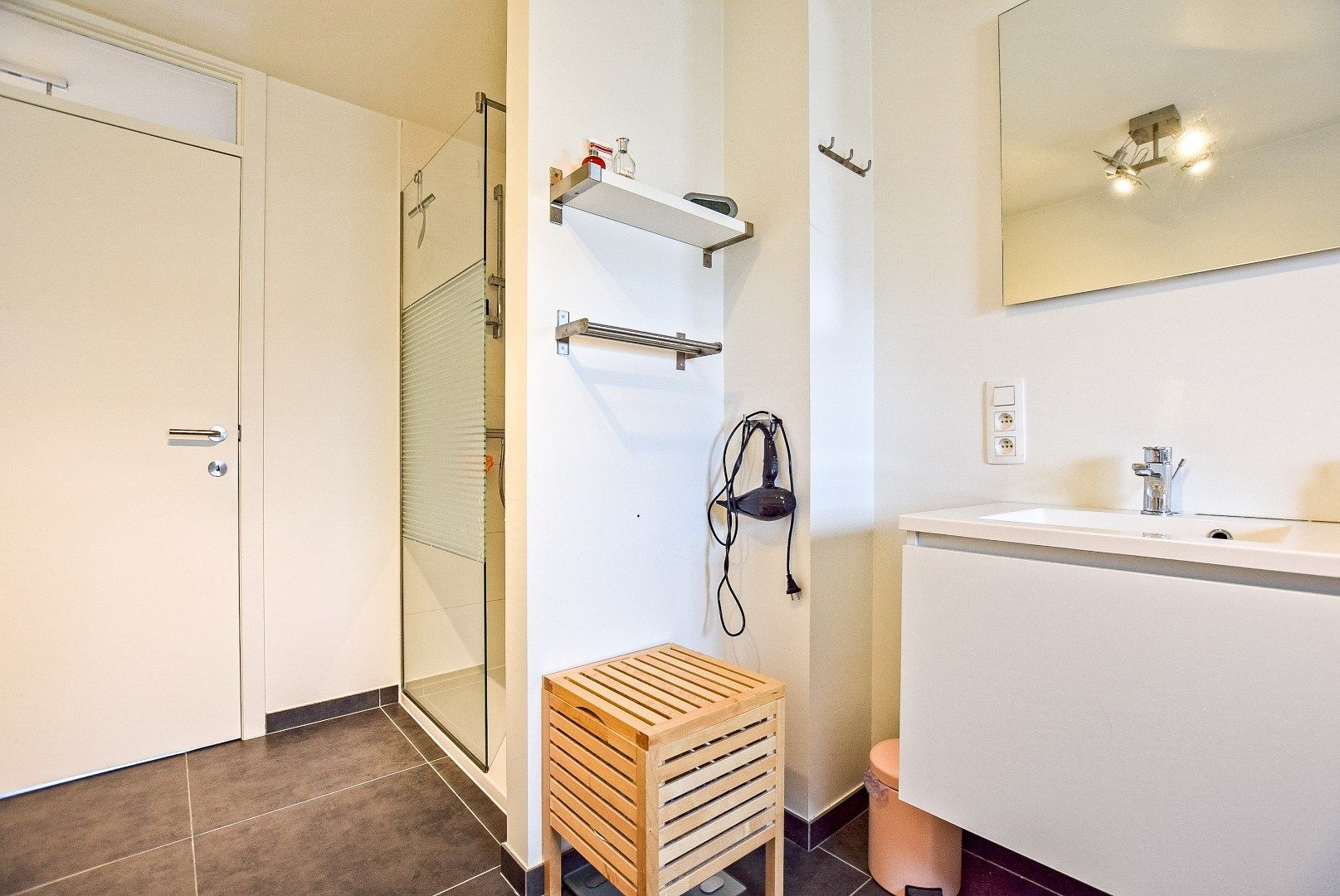  Instapklare energiezuinige woning met 3 slaapkamers te Vleteren.  foto 10