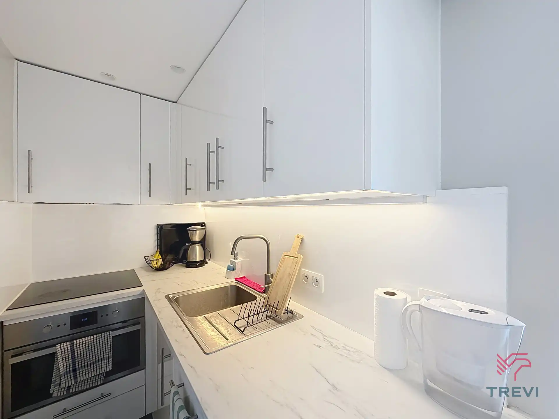 Gemeubileerd appartement met 1 slaapkamer foto 5
