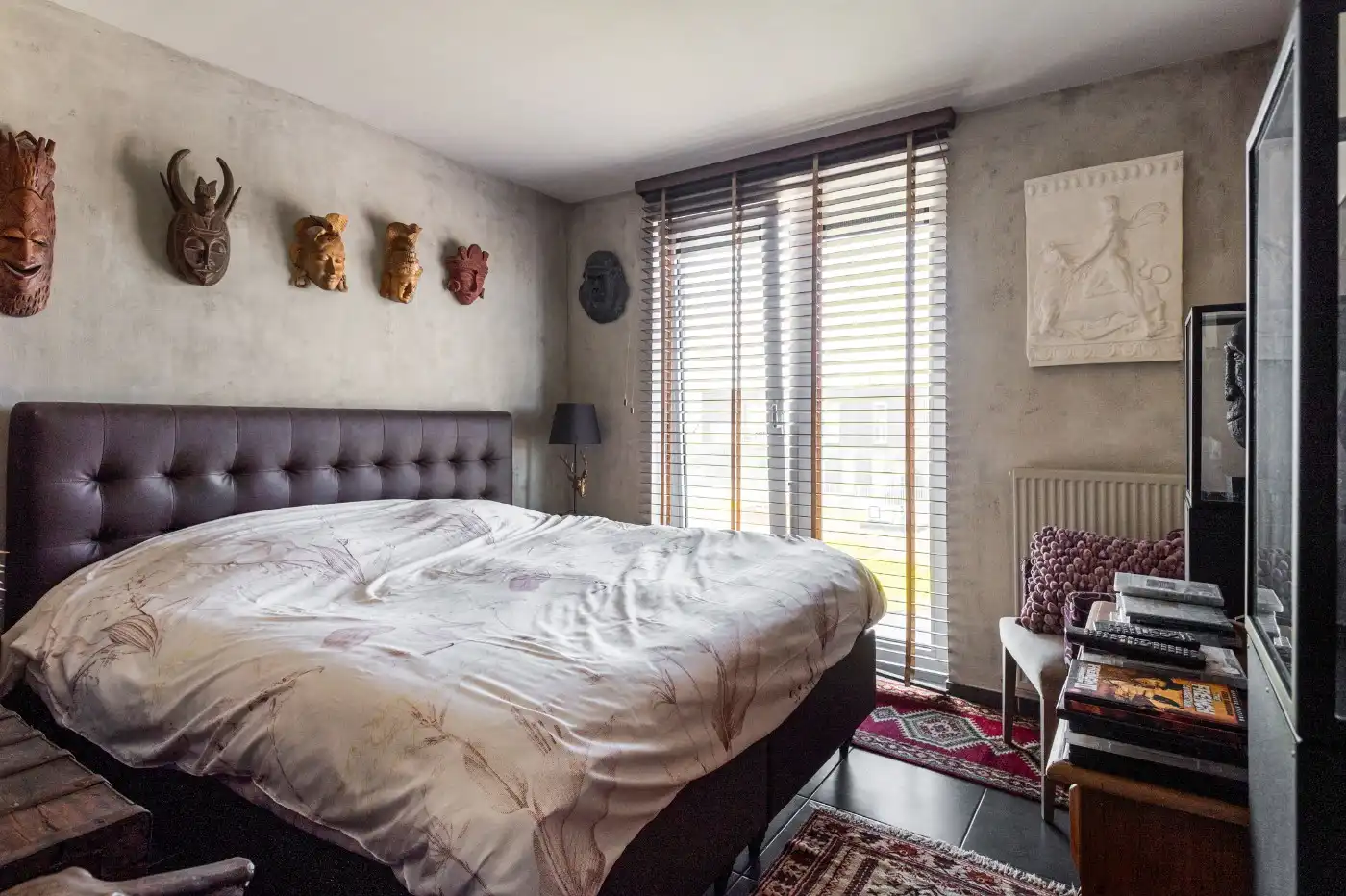 Mooi, centraal gelegen app. op 2e verd. met 3 slpk., balkon en autostaanplaats foto 7