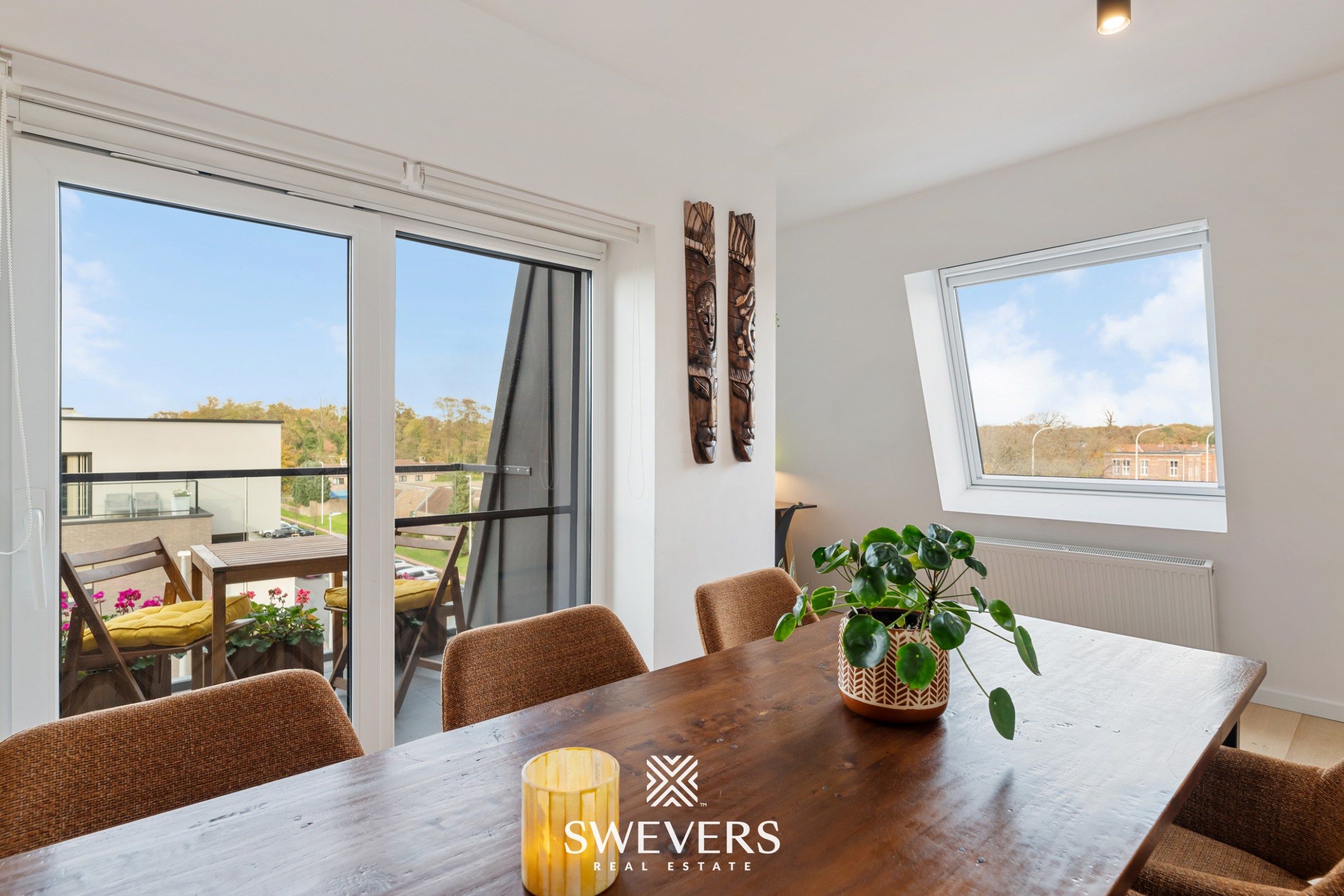 Ruim appartement (125m²) met 3 slpk in hartje Leopoldsburg foto 8