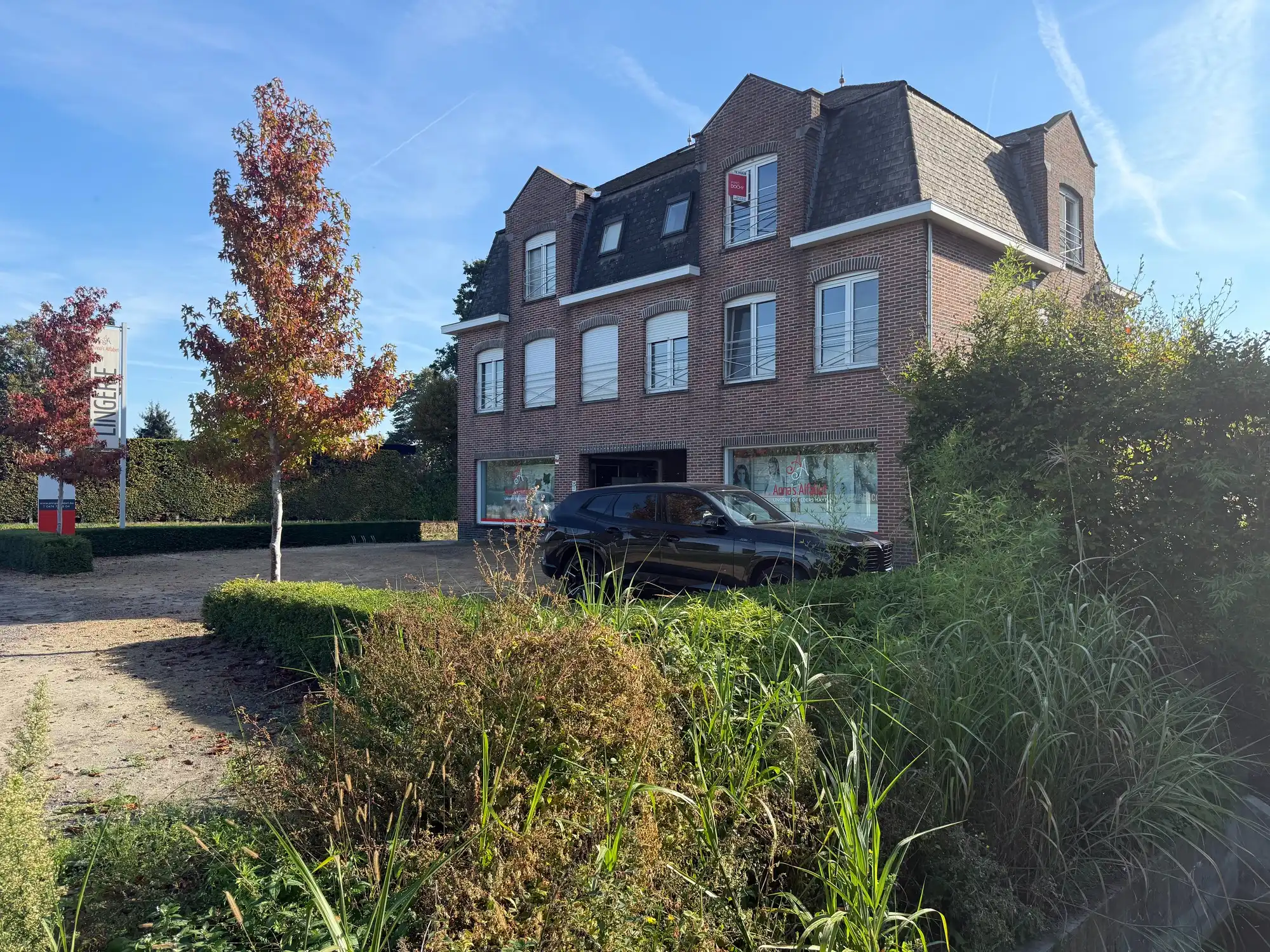 Volledig gerenoveerd duplex - appartement met garage | Deerlijkseweg foto 10