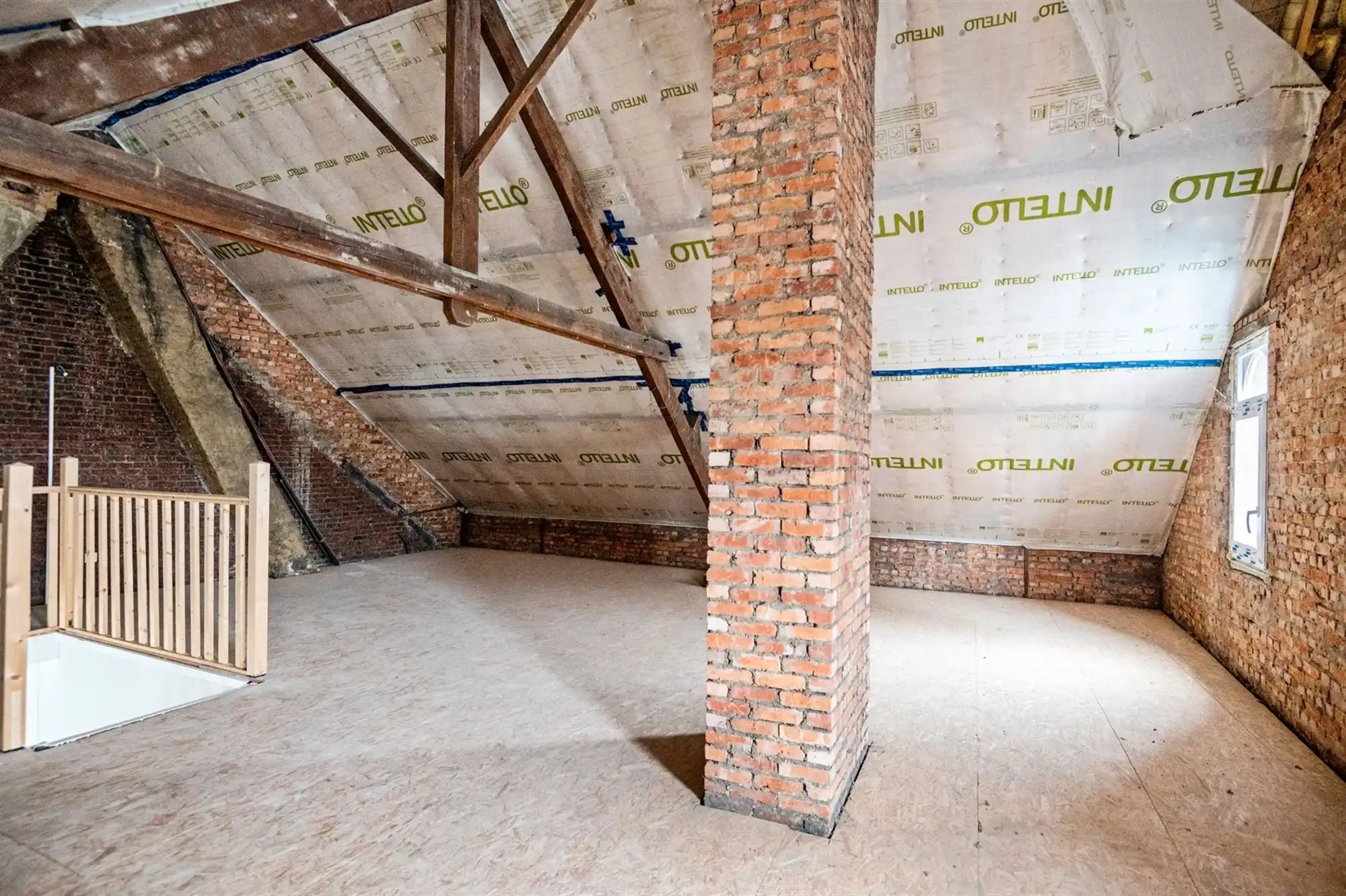 Gemoderniseerde woning met 4 slpks te Putte foto 10