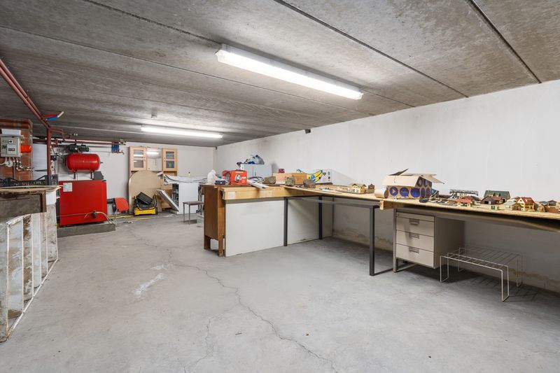 Huis te koop foto 24
