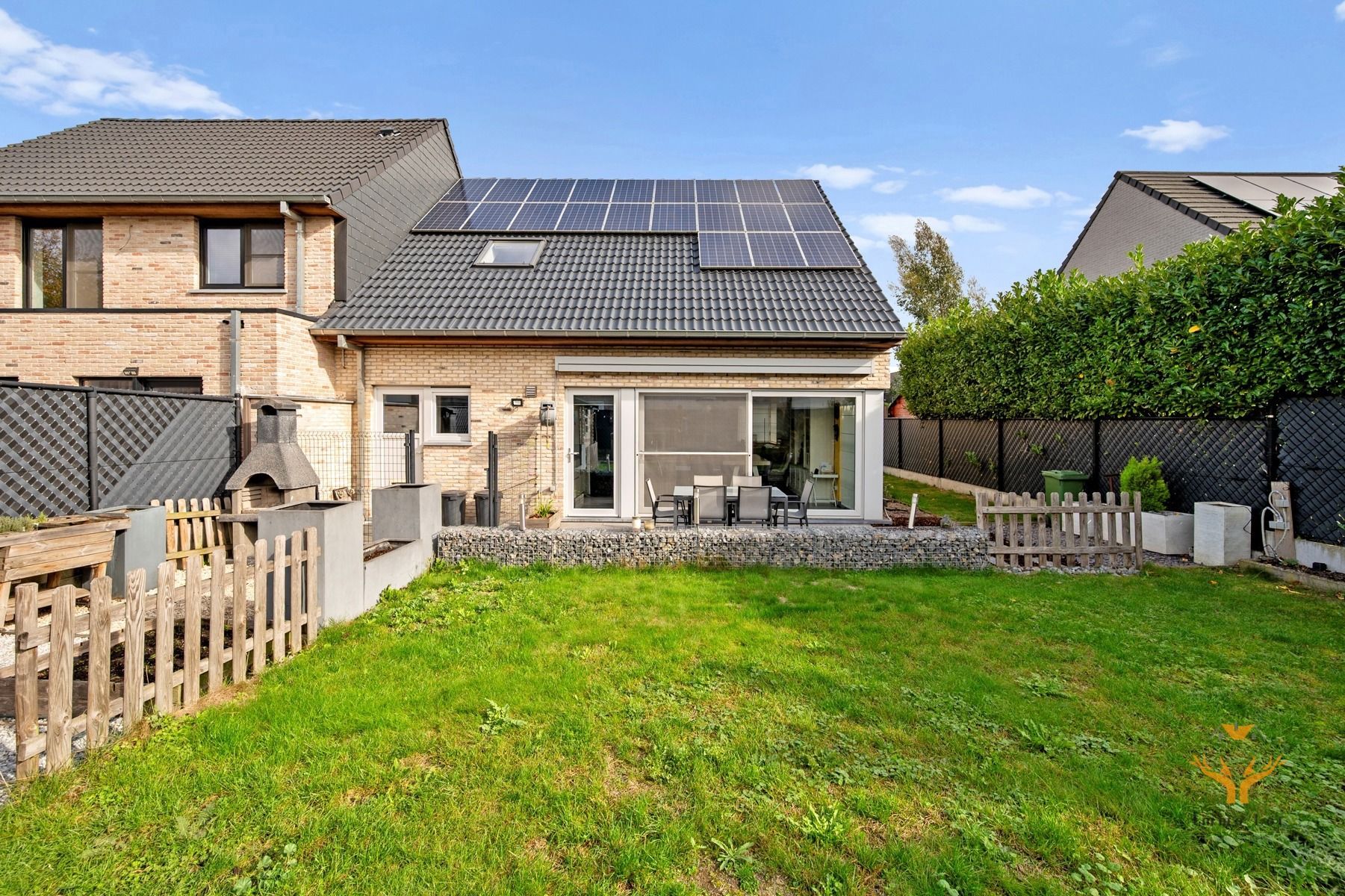 Instapklare woning met moderne afwerking en tuin foto 3