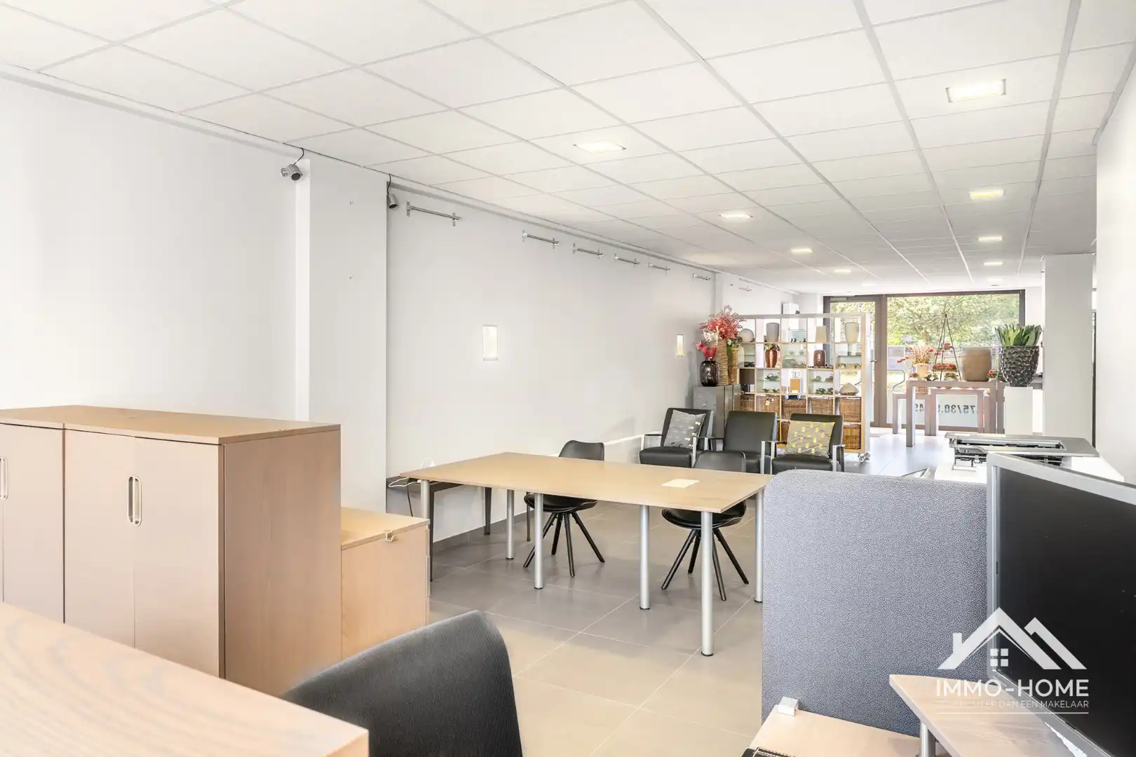 Ruim handelspand dicht bij centrum Gent foto 5