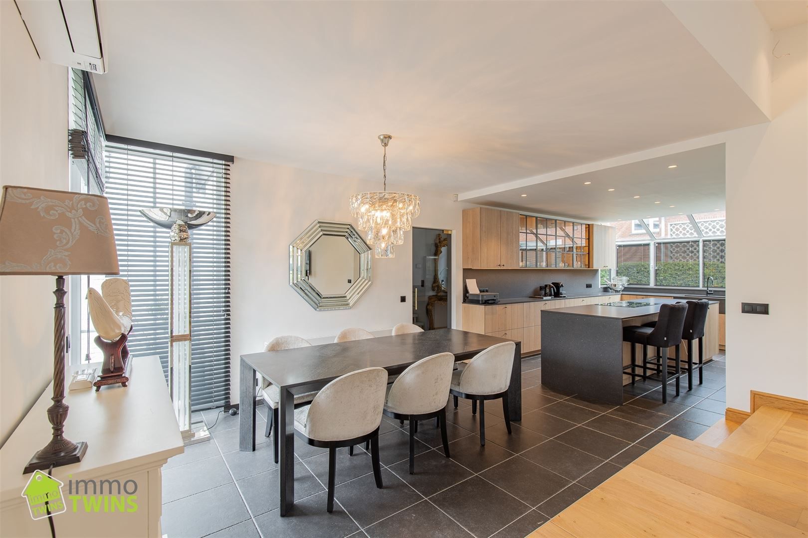 Ruime Vrijstaande Woning met 4 slpks foto 9