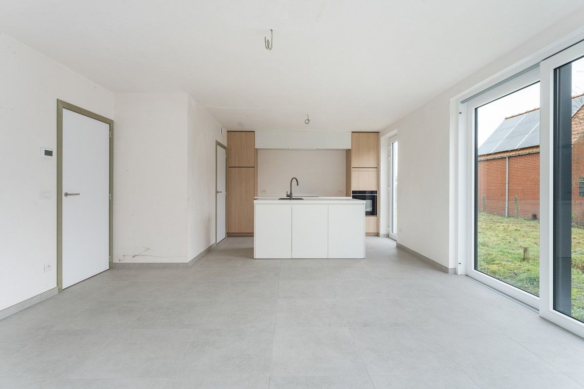 Laatste halfopen nieuwbouwwoning Jabbeke foto 4