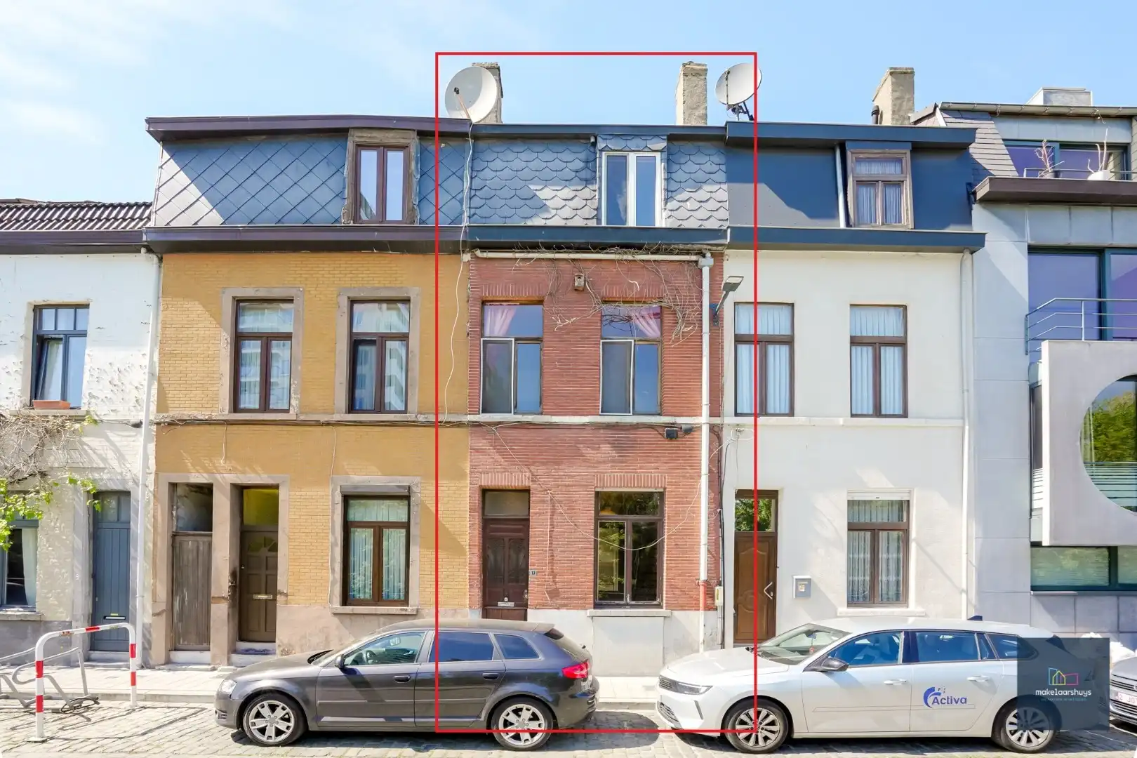 Hoofdfoto van de publicatie: Te renoveren eigendom met zicht op De Leie