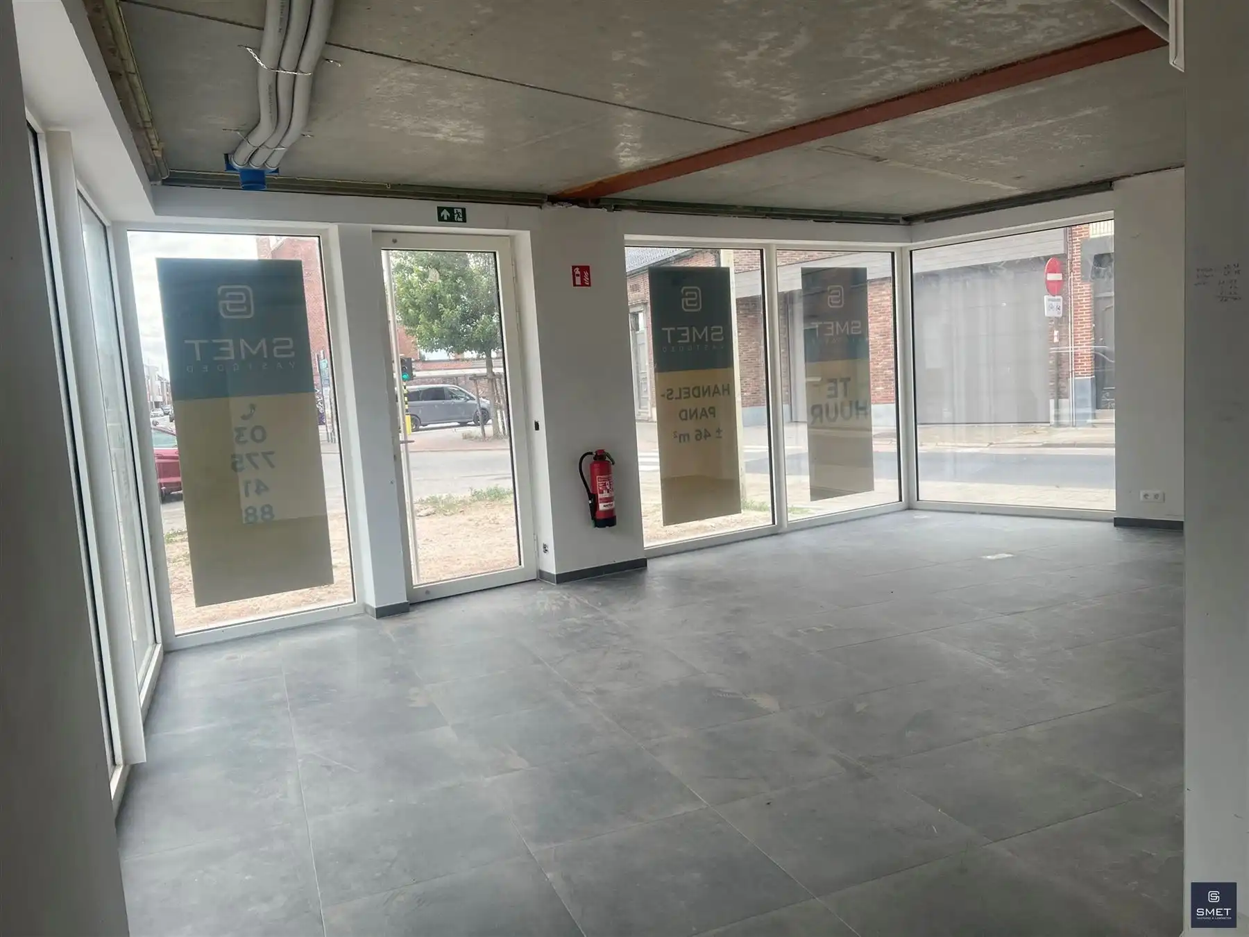 Commerciële ruimte te huur Albert Panisstraat 180 glvlr - 9120 BEVEREN-KRUIBEKE-ZWIJNDRECHT