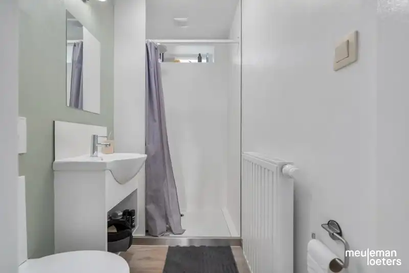 Interessant opbrengsteigendom met 4 appartementen foto 25