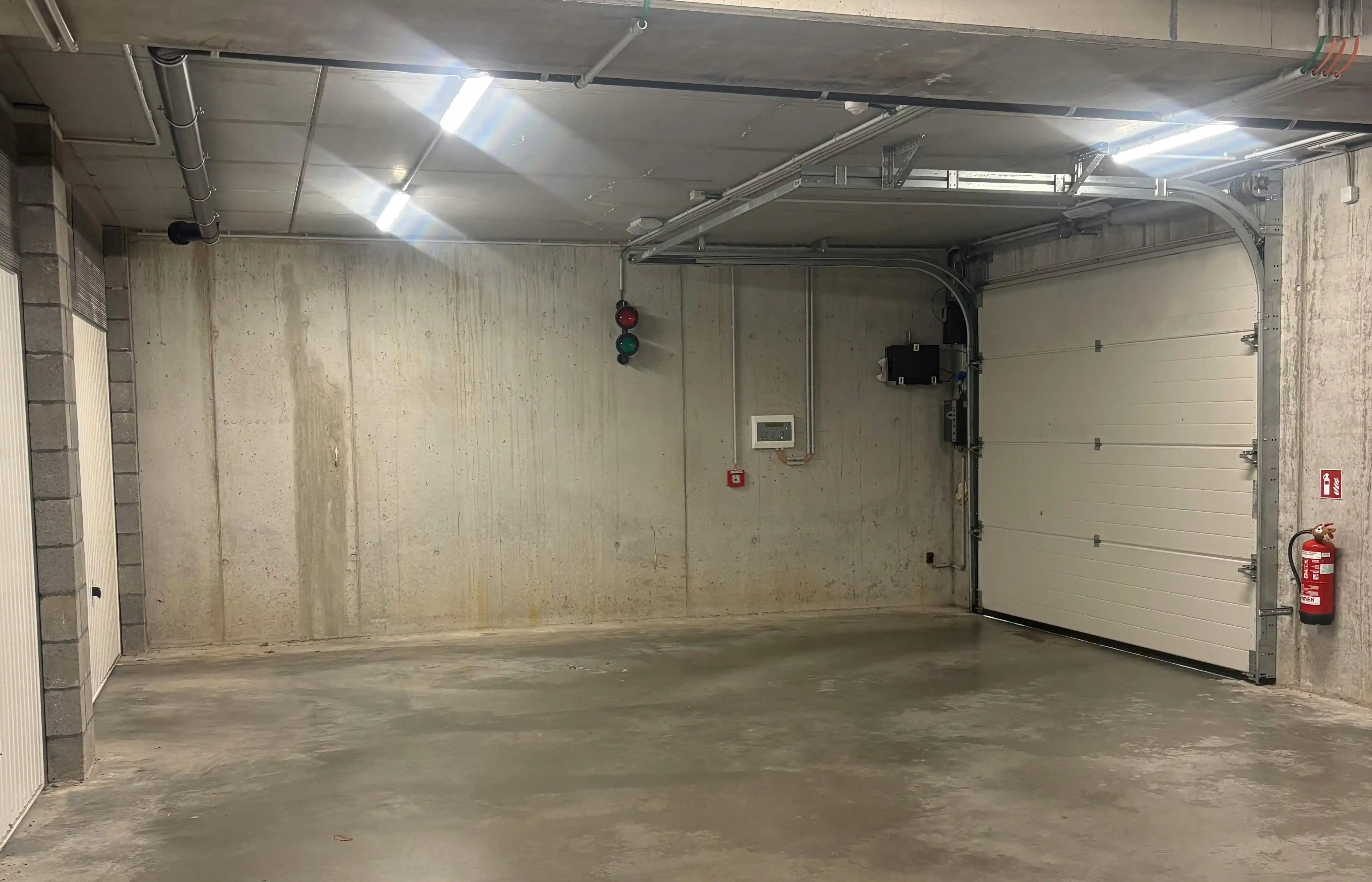 Ondergrondse parkeerplaats te koop in Harelbeke foto 2