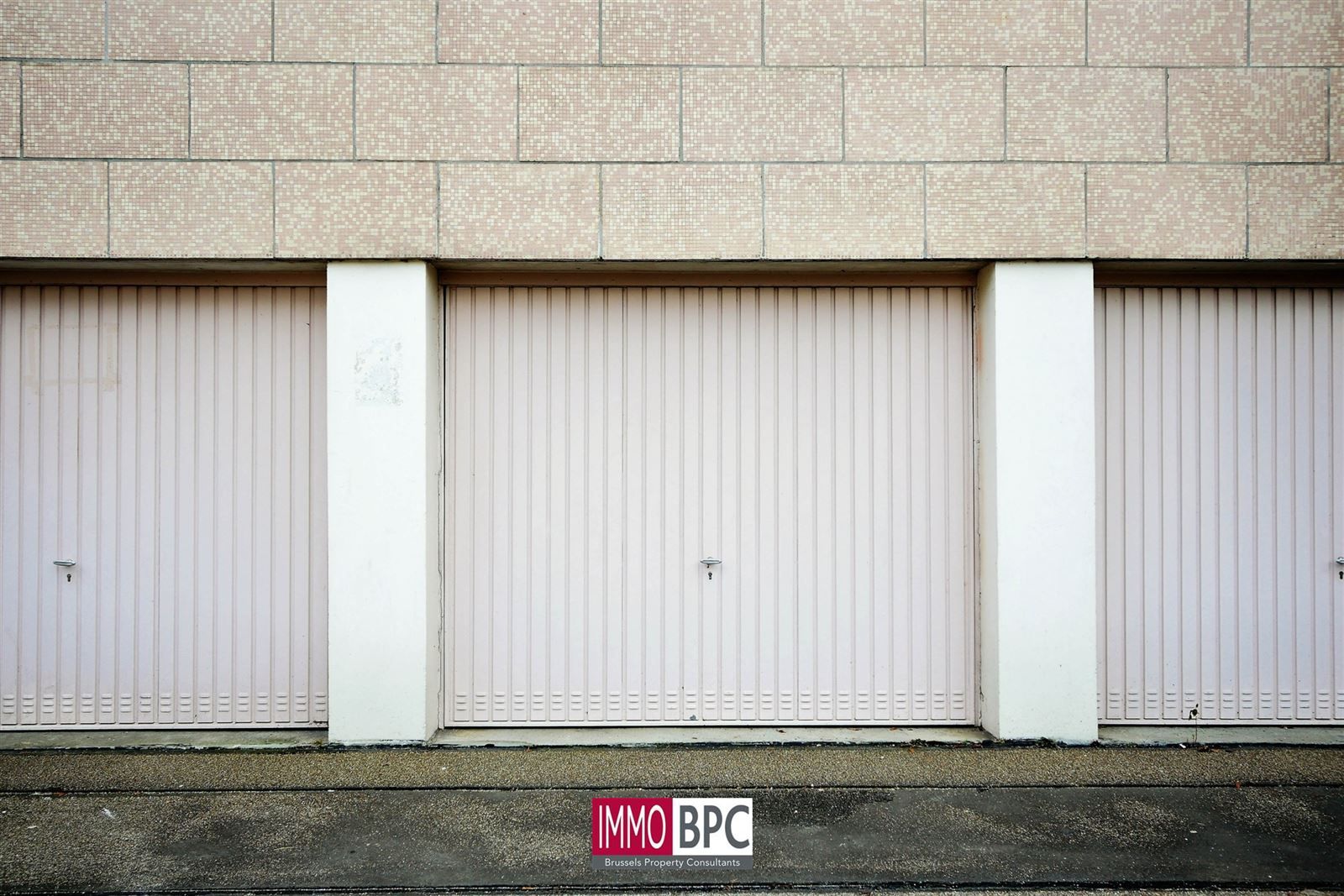 Dubbele Garagebox - buiten foto 5