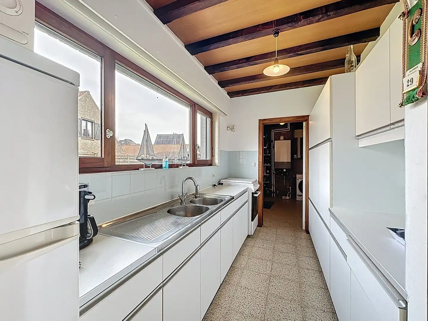 Welgelegen alleenstaande villa met opknapwerk Oostduinkerke-bad. foto 5