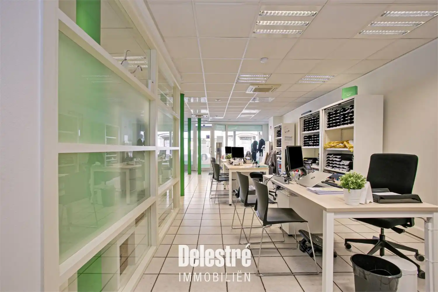 Verhuurde commerciële investering op topligging in het centrum van Asse foto 8