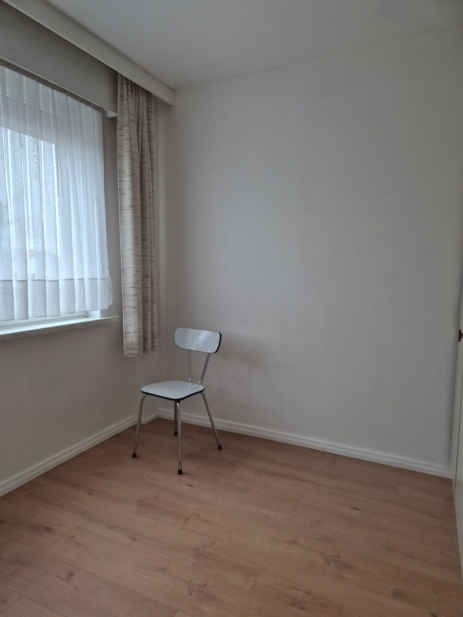 Woning met garage en tuin foto 12