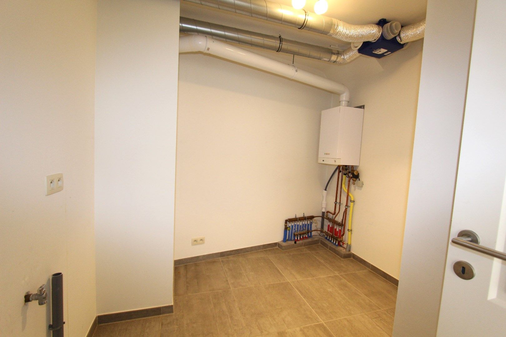PRACHTIG APPARTEMENT MET GROOT TERRAS foto 11