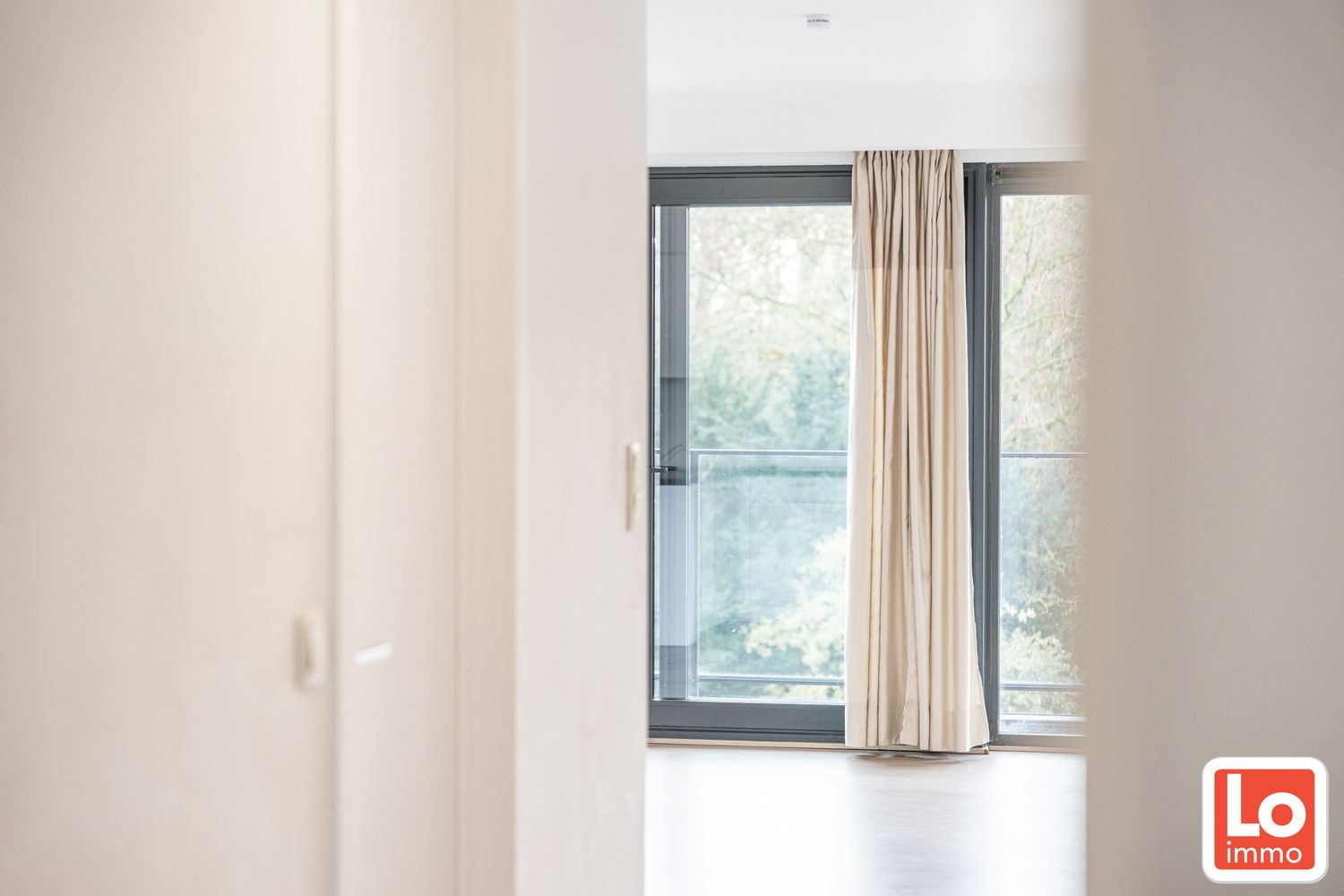 Mooi appartement met 2 slaapkamers, zuid-gericht terras en autostaanplaats in Centrum Lochristi foto 8