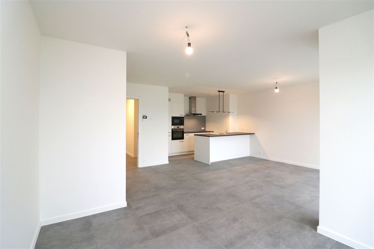 Nieuwbouwapp. met twee slpk, zuidterras op een gunstige ligging foto 2