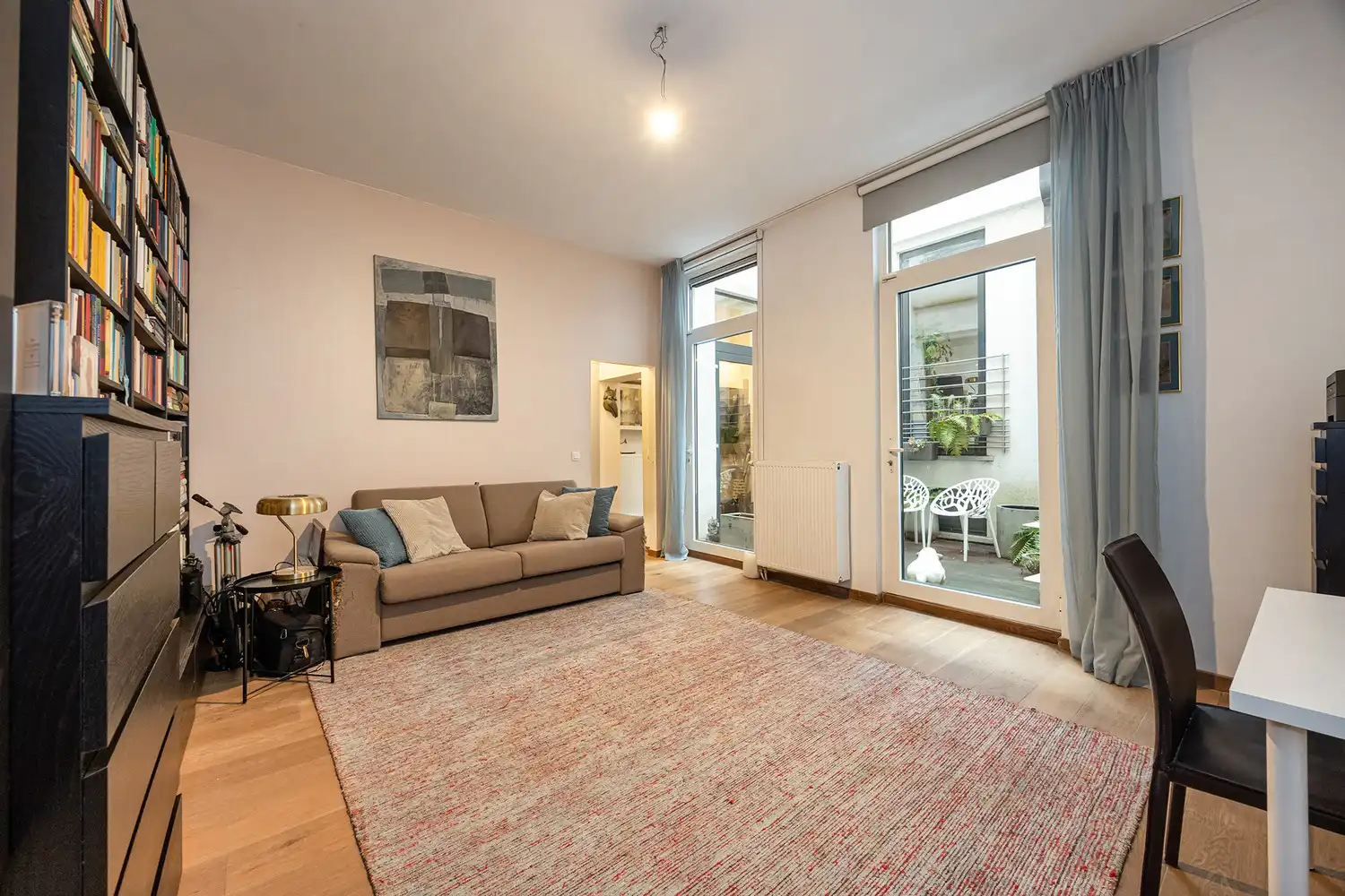 Ruim en energiezuinig appartement (139m²/ EPC B!) met terras in het modehart van Antwerpen aan de Nationalestraat foto 13