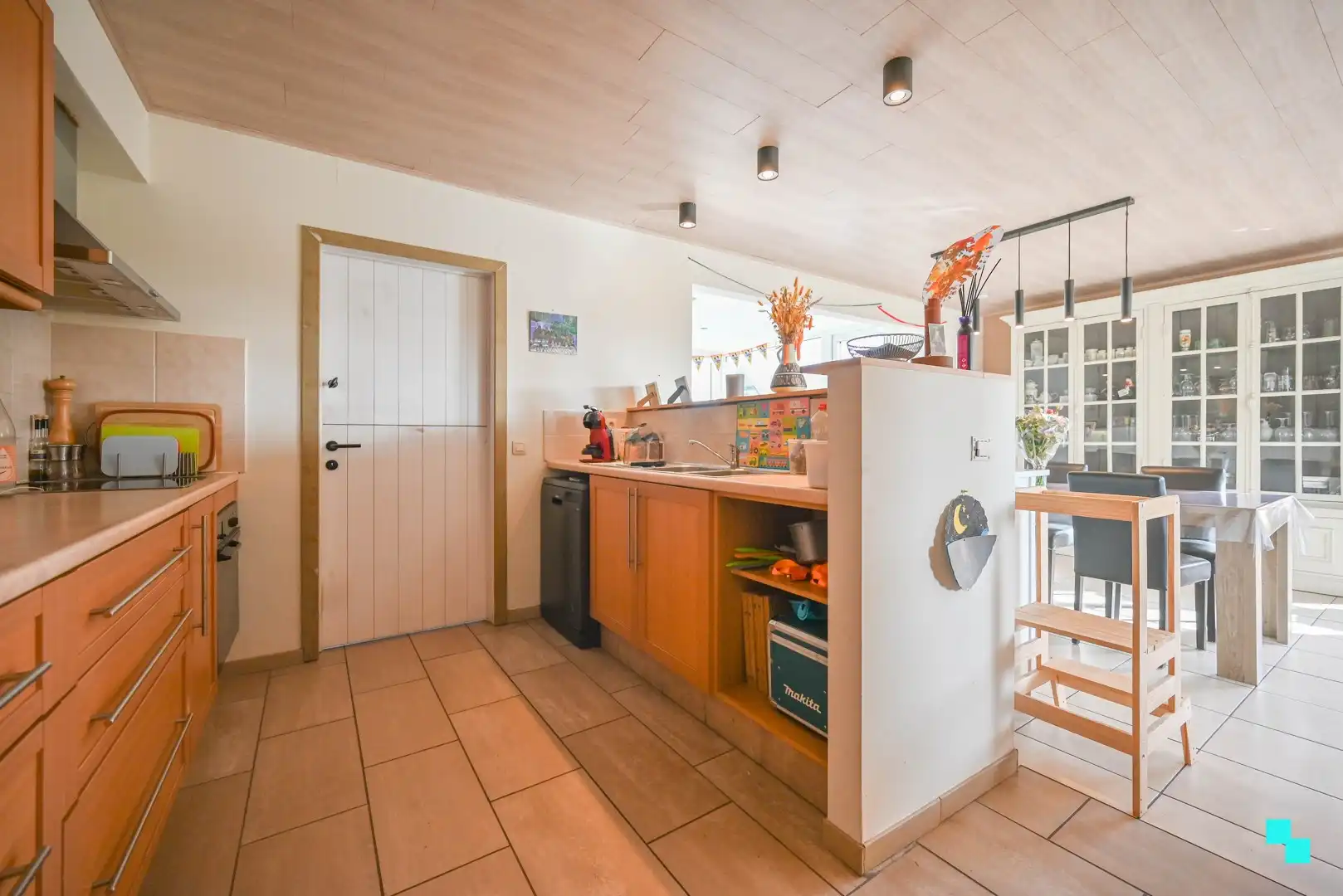 Halfopen bebouwing in rustige omgeving te Wielsbeke foto 10