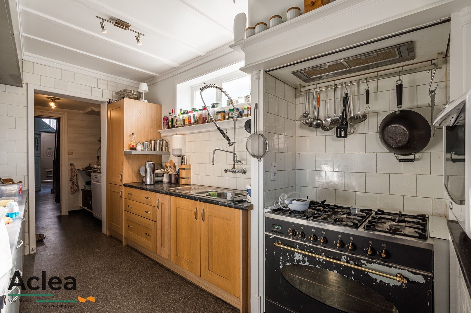 Karaktervolle burgerwoning in eclectische stijl in centrum Eeklo foto 6
