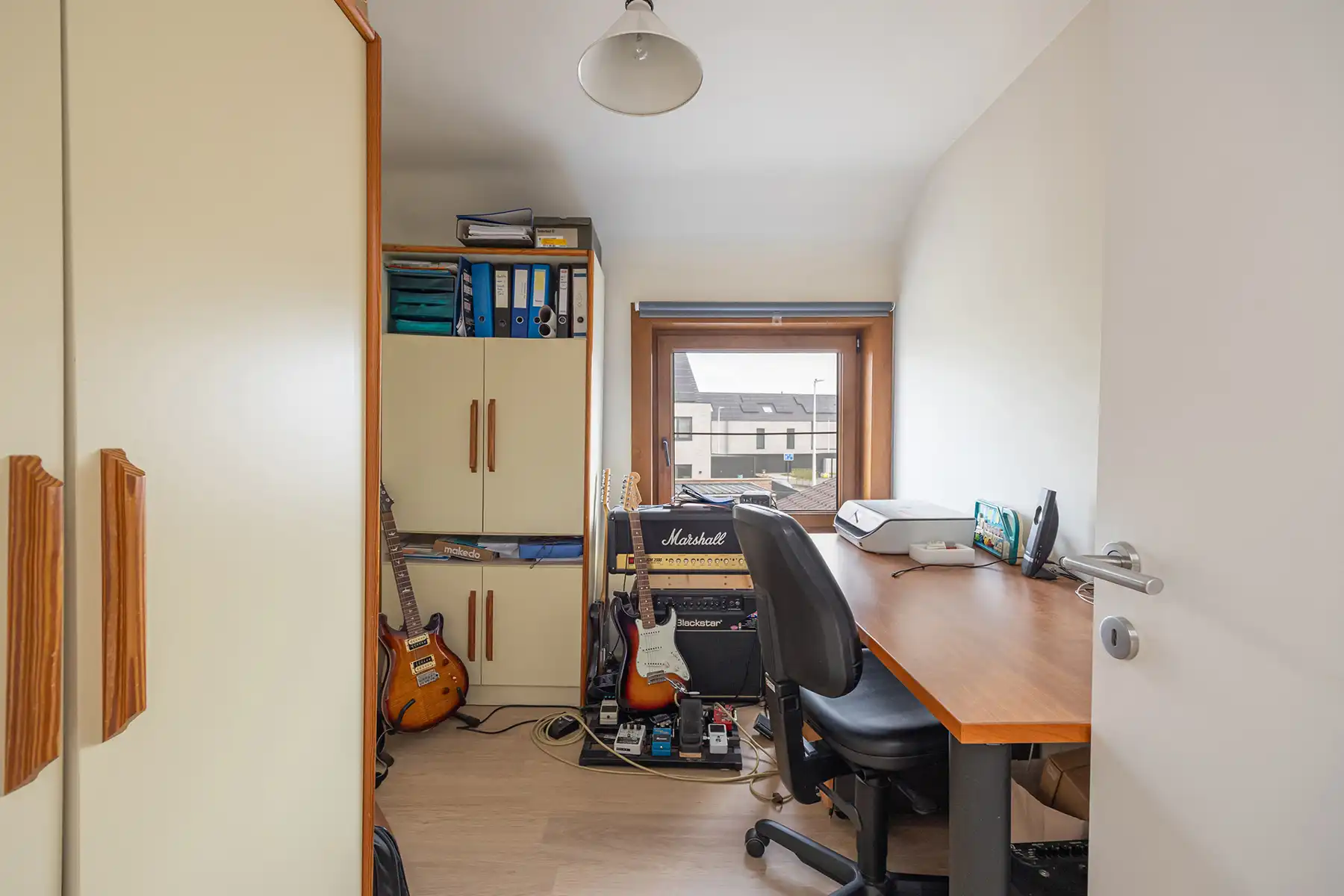 Instapklare open bebouwing in het hart van Kalken foto 11