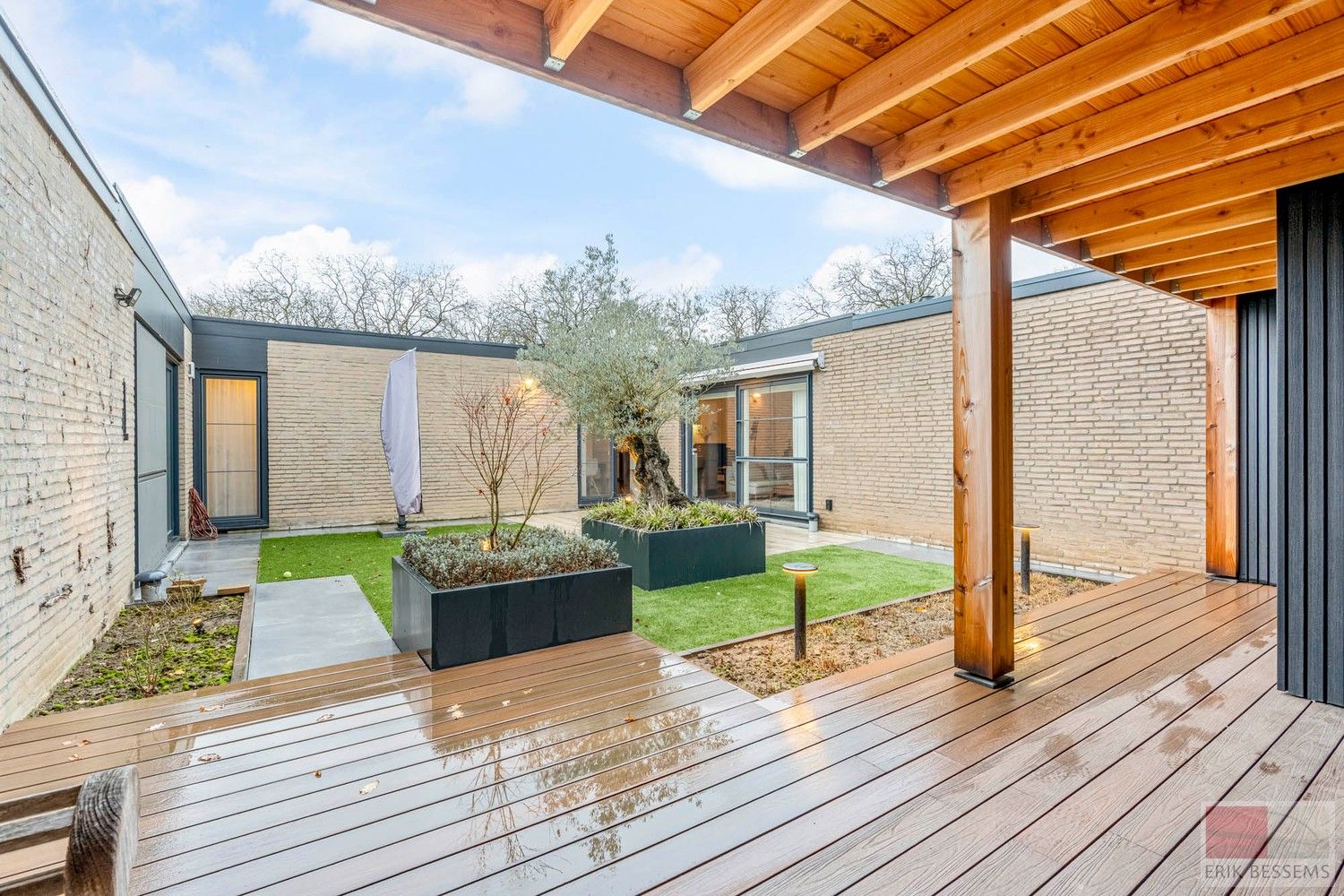 Leuk, grondig gerenoveerde bungalow (2023–2025), rustig gelegen aan het park van Sint-Pietersheim. foto 27