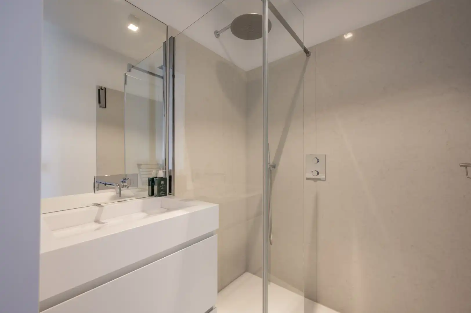 Exclusieve bel-étagewoning op toplocatie nabij Duinenwater en toekomstige golf foto 24