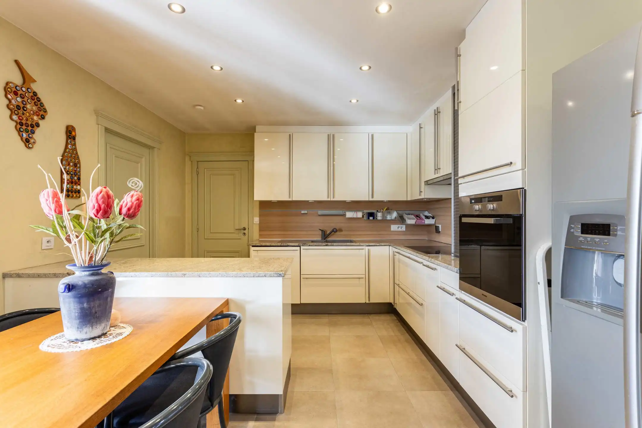 Instapklare villa met tuin, weids uitzicht en ruim bijgebouw foto 11