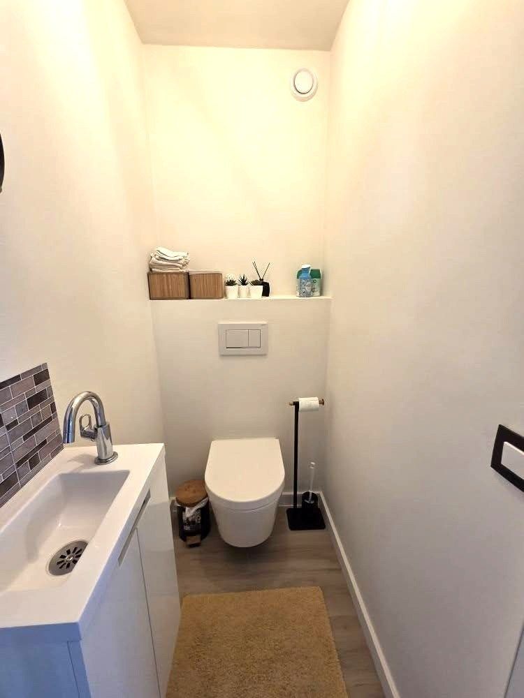 Als u graag renoveert...dan gaat u zich hier serieus vervelen... foto 7