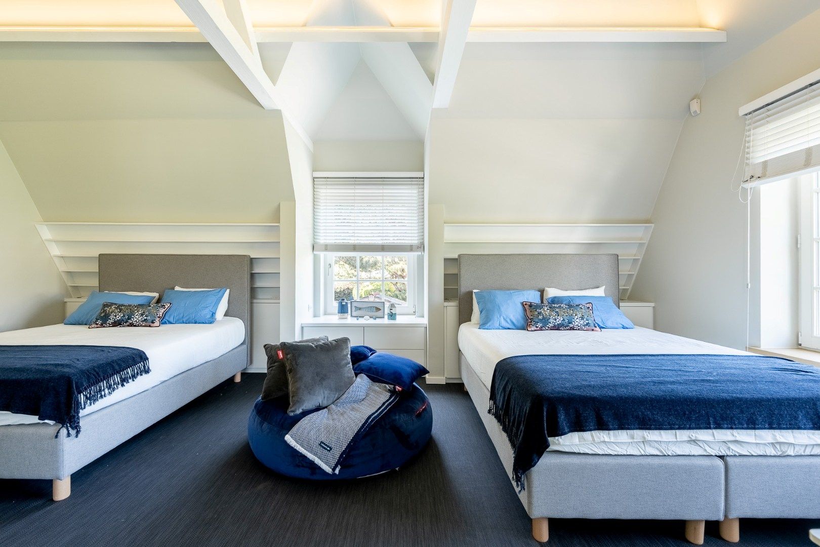 Elegante instapklare villa met zuidgerichte tuin foto 40