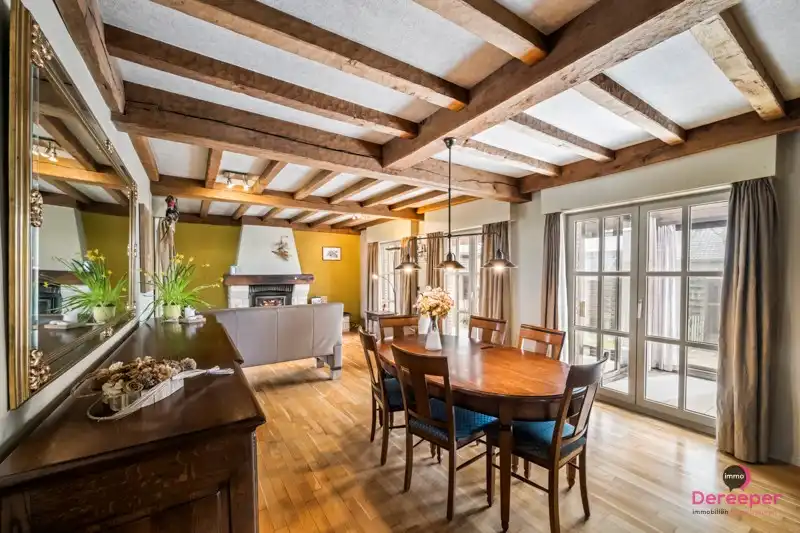 Charmante bungalow, gelegen op een ruim perceel van 626 m² foto 2