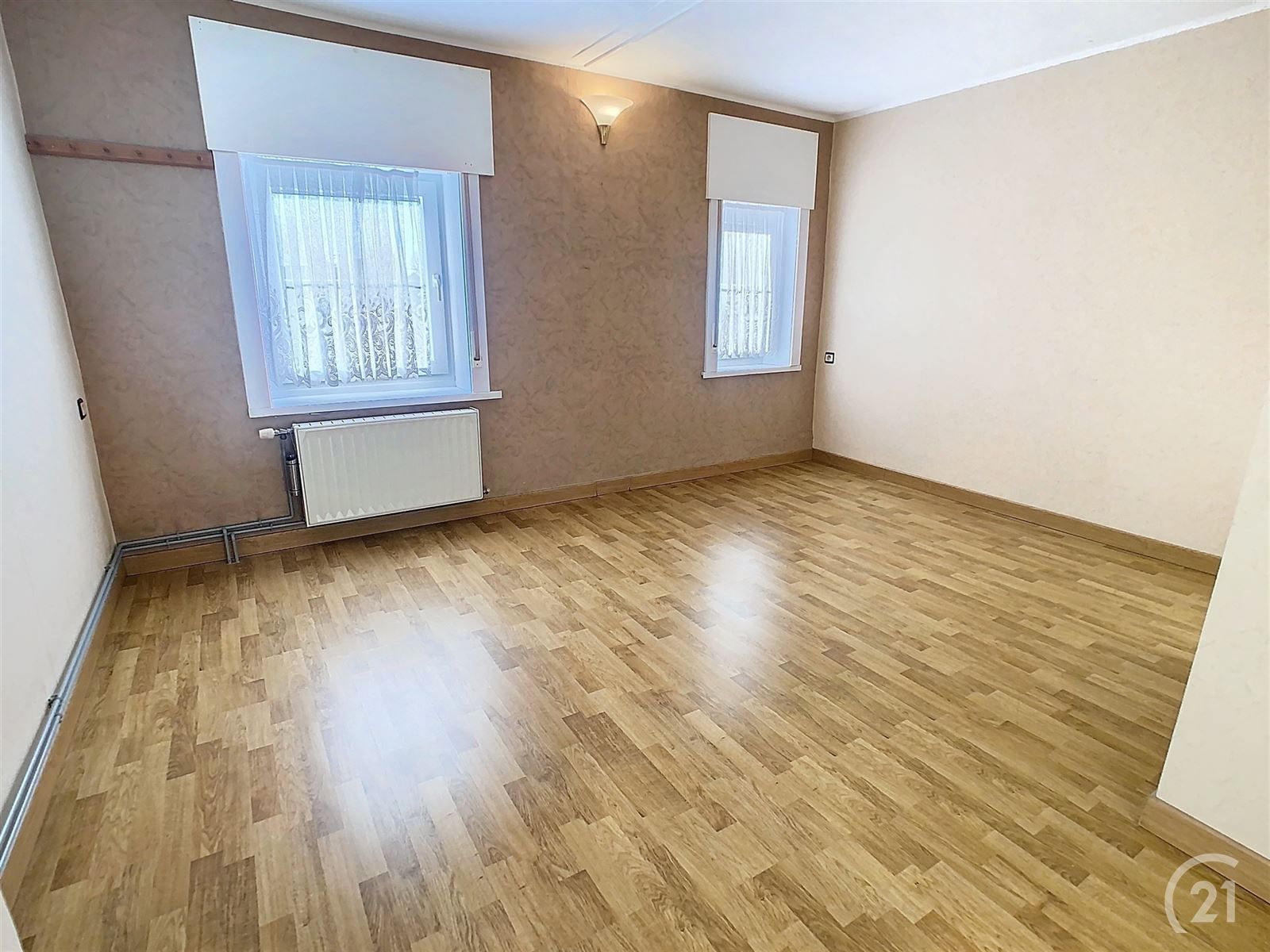 Gerenoveerde woning met tuin in rustige straat foto 15