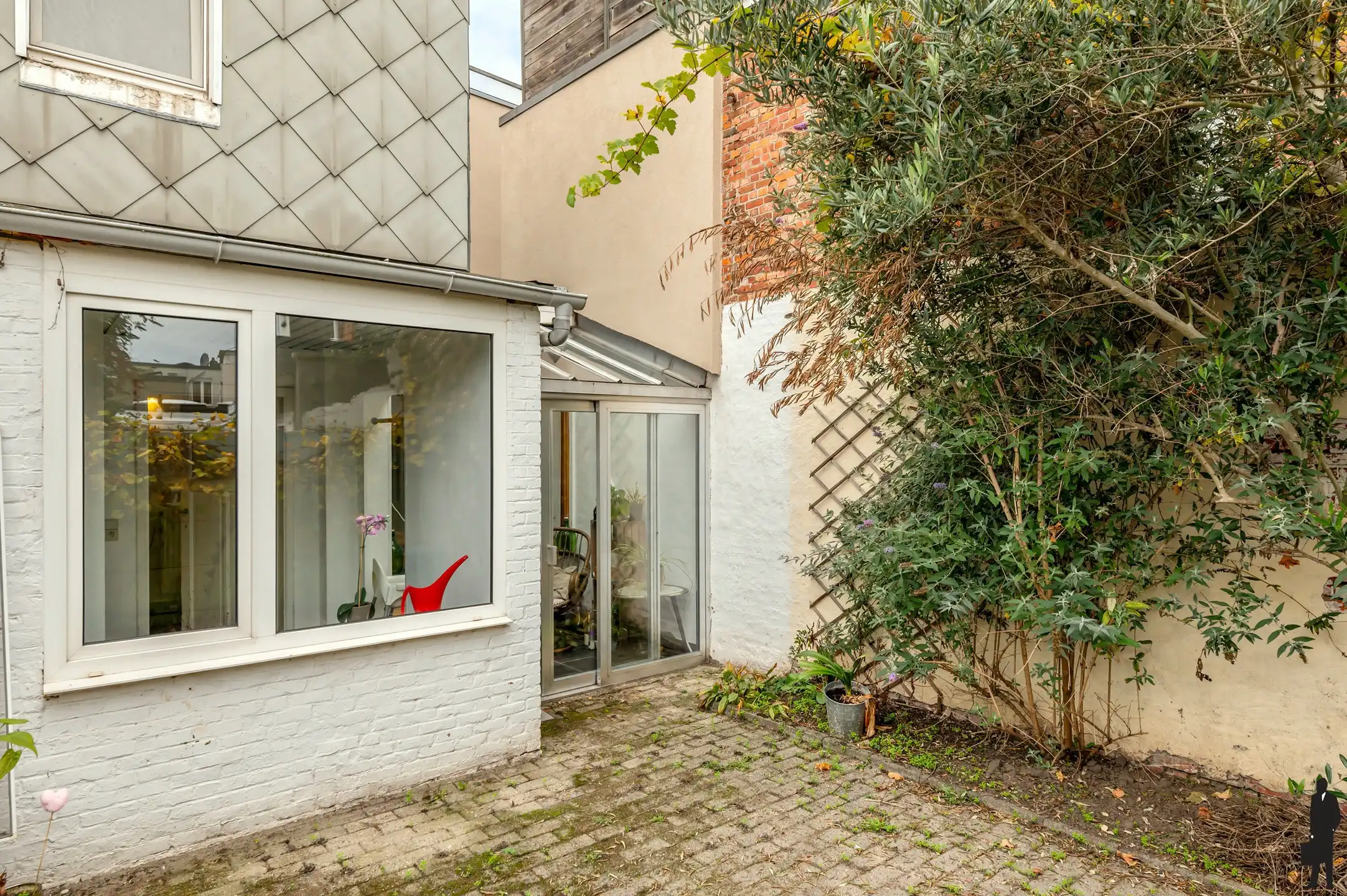 Lichtrijke woning met gezellige tuin op toplocatie. foto 7