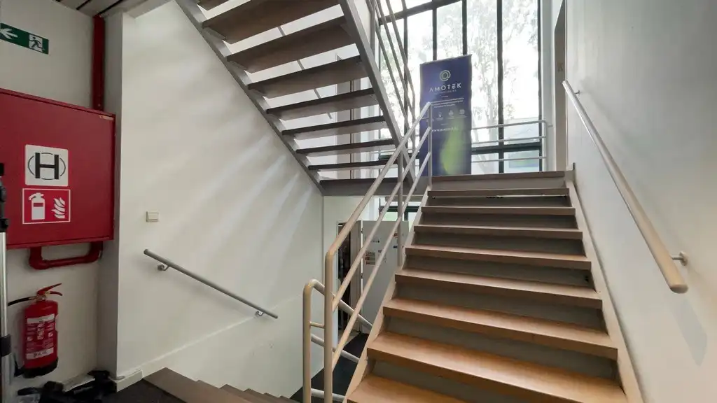 Instapklaar gelijkvloers kantoor vlakbij N171 te Kontich foto 14