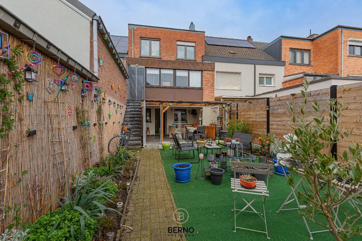 Op te frissen bel-etagewoning foto 15