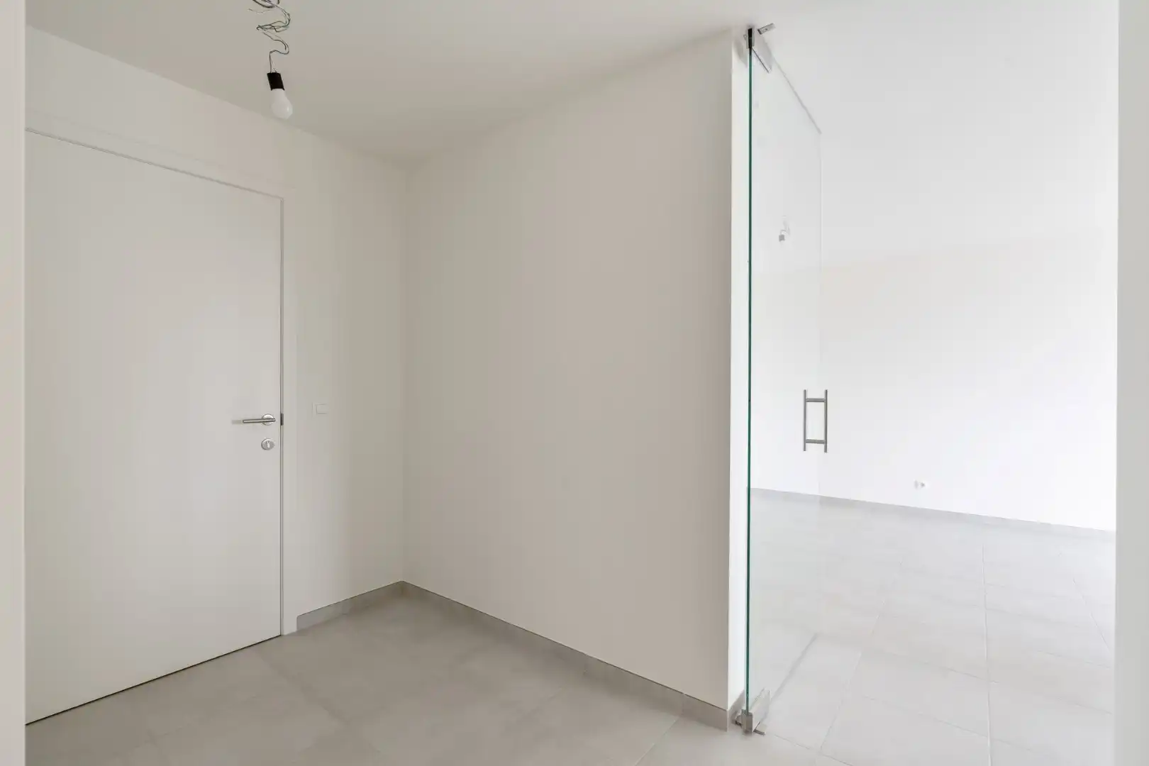 Mooi nieuwbouw appartement op de tweede verdieping met terras in Zonhoven-centrum foto 6