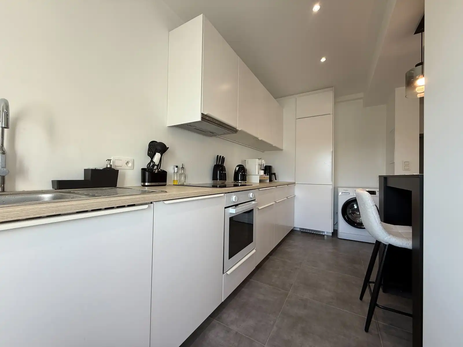 Lichtrijk appartement zonder gemeenschappelijke kosten foto 4