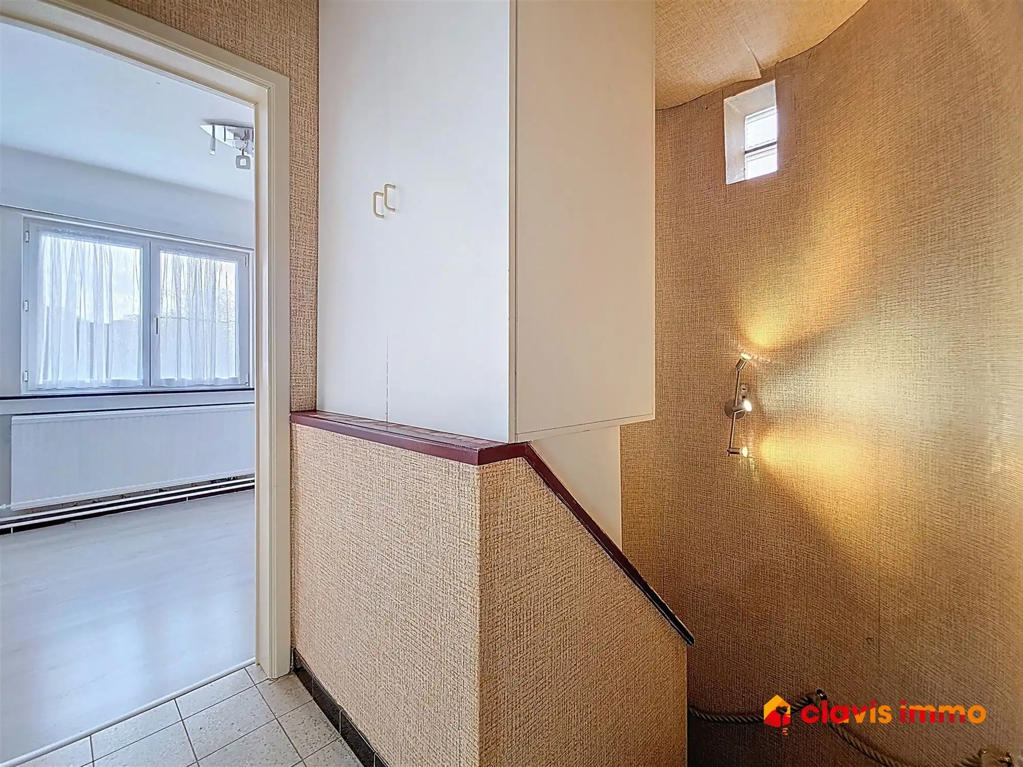 Halfopen-bebouwing in een rustige buurt foto 9