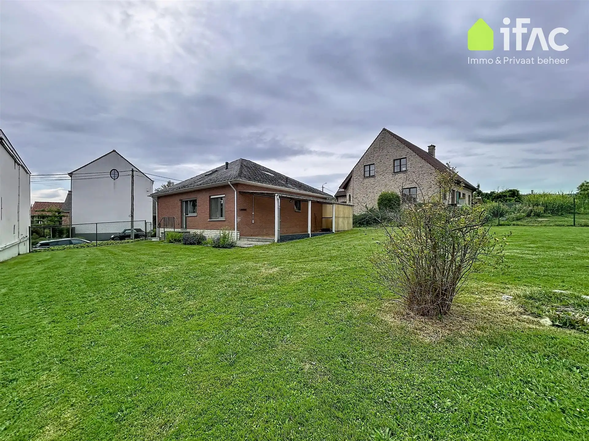 Gerenoveerde woning met 2 slaapkamers en grote tuin foto 12
