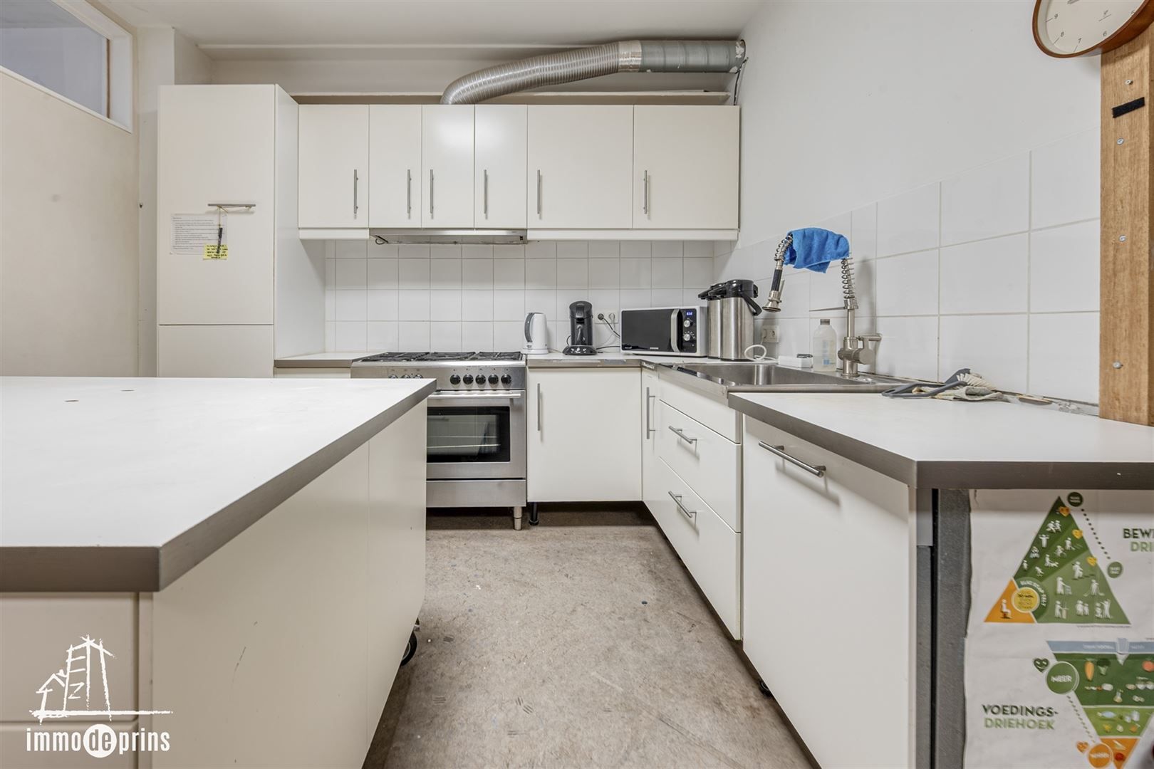 Kantoorgebouw voor diverse doeleinden foto 11