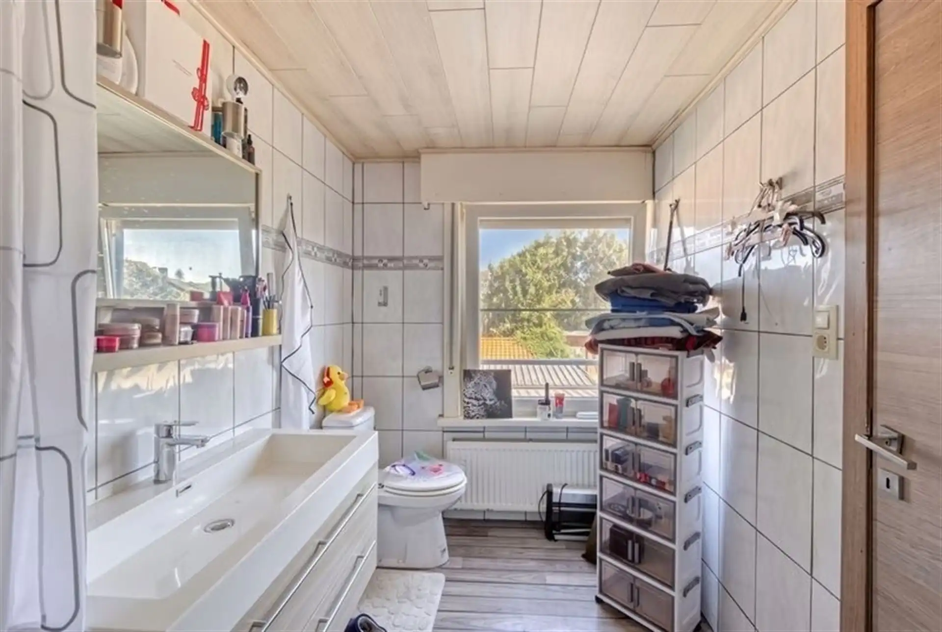 Goed gelegen degelijk huis in Eine. foto 10