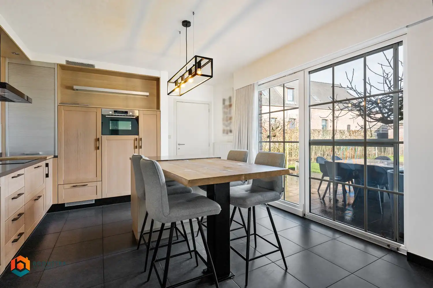 Prachtig onderhouden villa met 4 slpkrs op uitstekende locatie te Sint-Katelijne-Waver foto 8