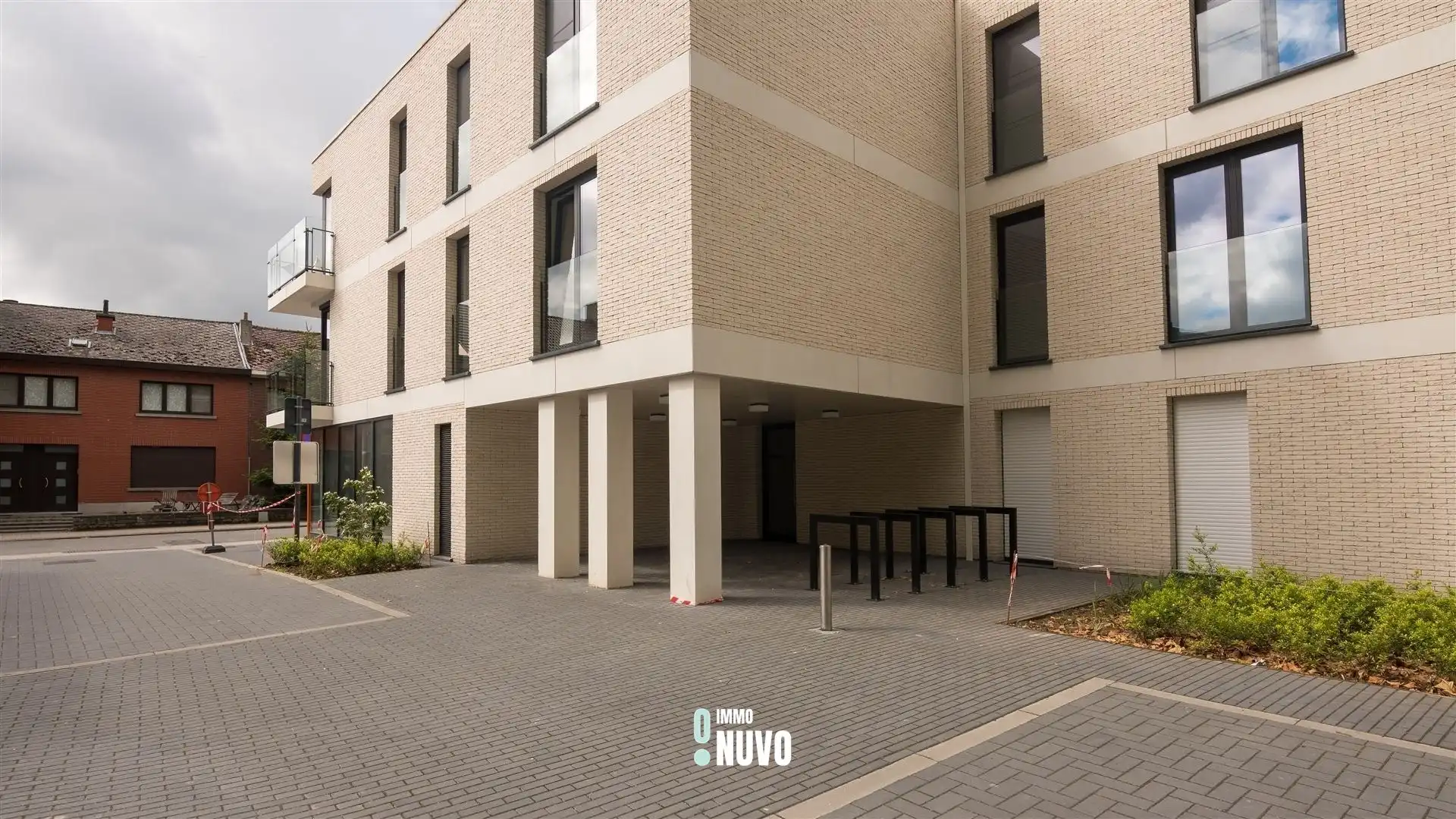 Appartement foto {{pictureIndex}}