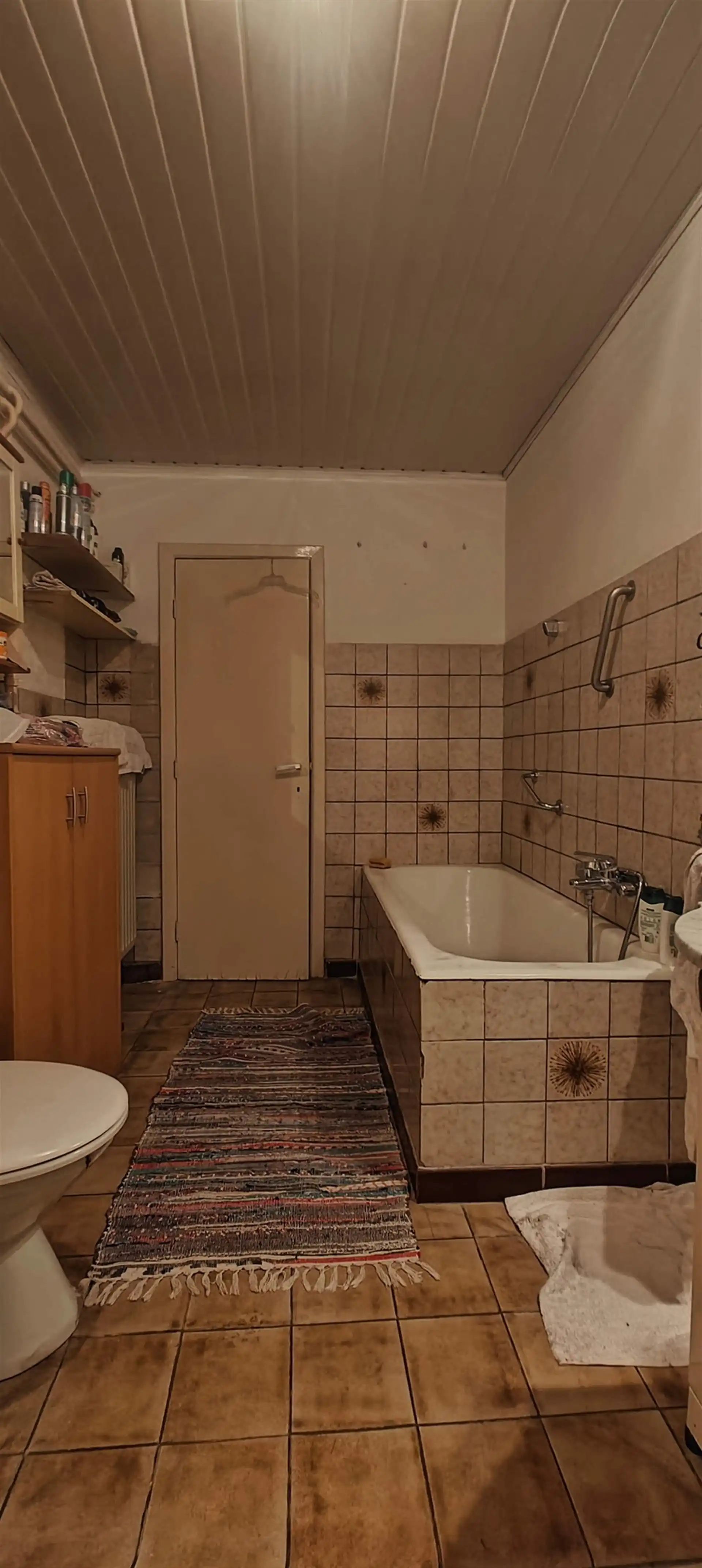 Te renoveren woning met 3 slaapkamers  foto 7