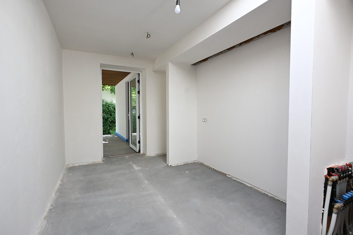Exclusieve villa met zwembad en topafwerking op 16a50ca in Maasmechelen foto 10