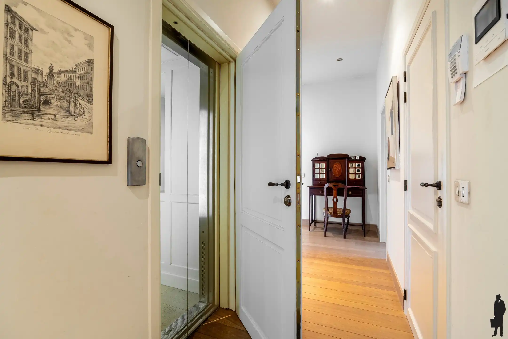 Penthouse op centrale locatie en terras met veel privacy foto 17