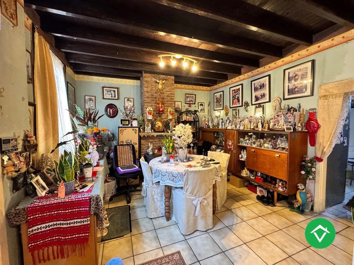 Instapklare woning met 4 slaapkamers in centrum van Koekelare foto 4